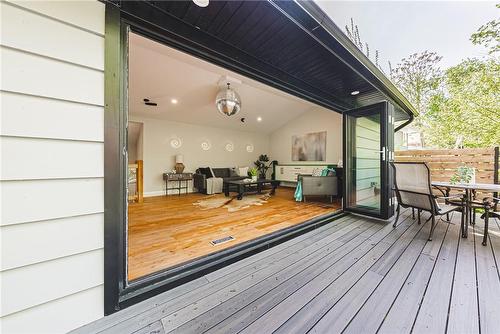 829 Forest Glen Avenue, Burlington, ON - Outdoor With Deck Patio Veranda With Exterior