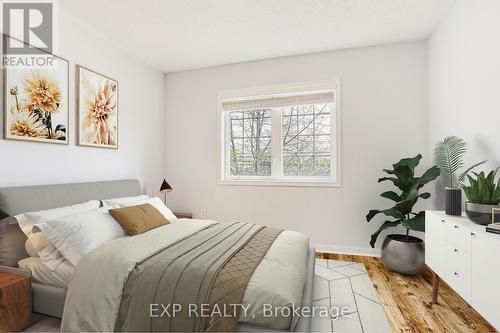 444 Beach Boulevard, Hamilton, ON - Indoor Photo Showing Bedroom
