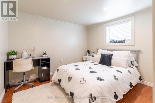 22 Cayuga Street, St. Catharines, ON - Indoor Photo Showing Bedroom