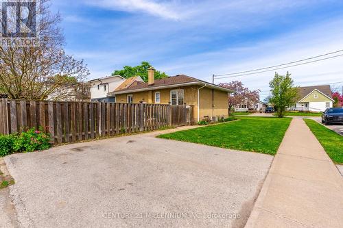 22 Cayuga Street, St. Catharines, ON - Outdoor