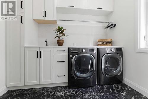 14 St Georges Court, Huntsville, ON - Indoor Photo Showing Laundry Room