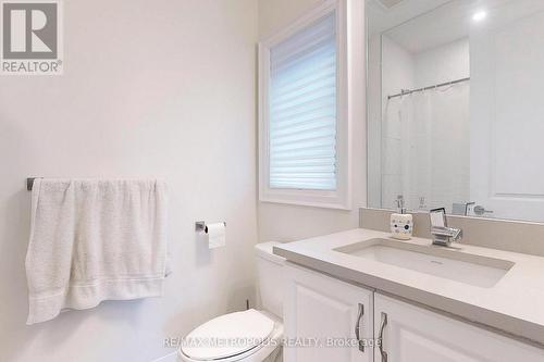 100 Ballantyne Boulevard, Vaughan, ON - Indoor Photo Showing Bathroom