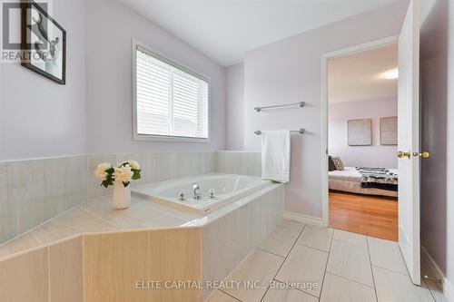 60 Westchester Crescent, Markham, ON - Indoor Photo Showing Bathroom
