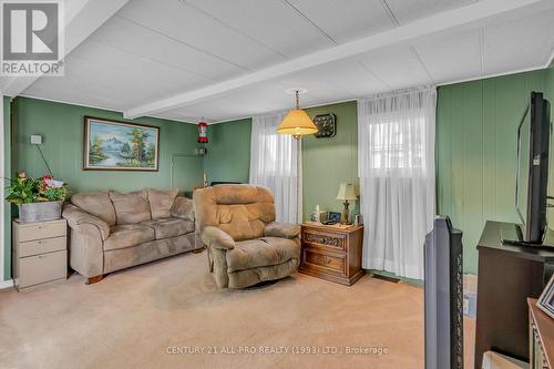 4 Valleyview Drive, Hamilton Township, ON - Indoor Photo Showing Other Room