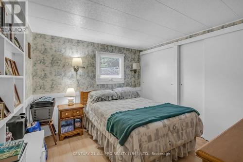 4 Valleyview Drive, Hamilton Township, ON - Indoor Photo Showing Bedroom