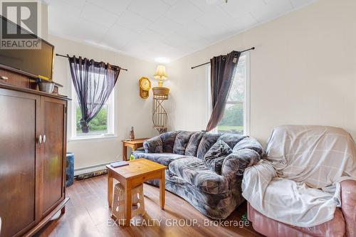 B/C - 292 Glen Miller Road, Quinte West, ON - Indoor Photo Showing Living Room