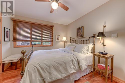 123 Parkside Drive, Oro-Medonte, ON - Indoor Photo Showing Bedroom