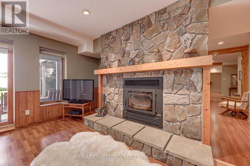 123 Parkside Drive, Oro-Medonte, ON - Indoor Photo Showing Living Room With Fireplace