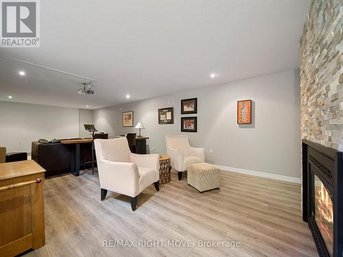 4174 Forestwood Drive, Severn, ON - Indoor With Fireplace
