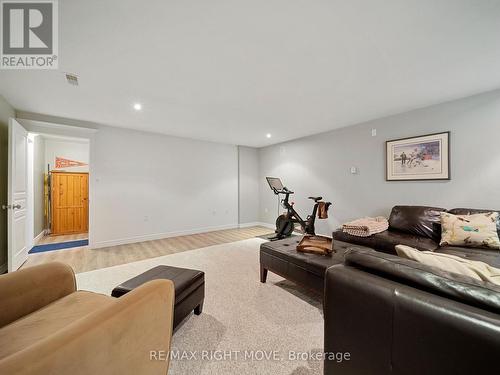 4174 Forestwood Drive, Severn, ON - Indoor