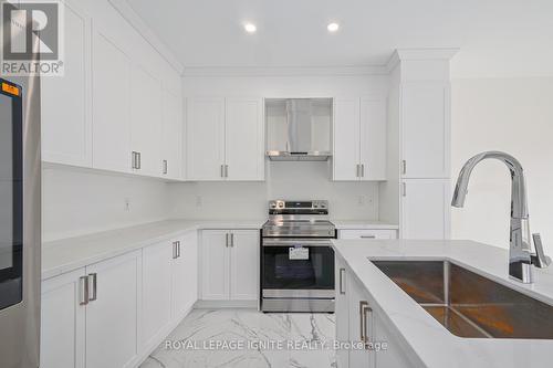 51 Del Ray Crescent, Wasaga Beach, ON - Indoor Photo Showing Kitchen