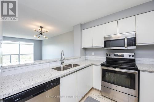 1005 - 2177 Burnhamthorpe Road W, Mississauga, ON - Indoor Photo Showing Kitchen With Double Sink