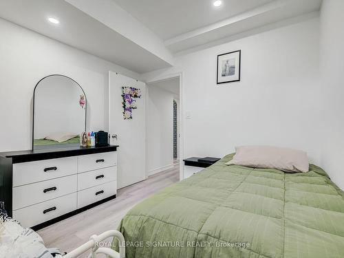40 Arleta Ave, Toronto, ON - Indoor Photo Showing Bedroom