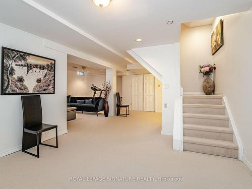 3481 Marmac Cres, Mississauga, ON - Indoor Photo Showing Other Room