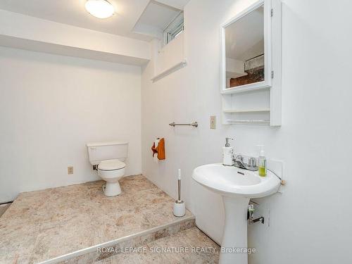 3481 Marmac Cres, Mississauga, ON - Indoor Photo Showing Bathroom