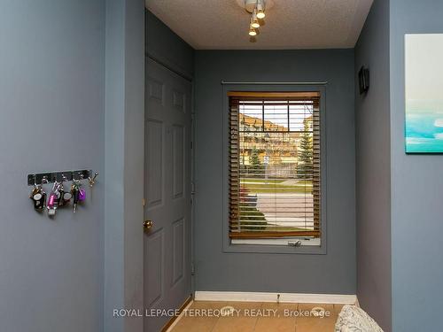 13-3250 Bentley Dr, Mississauga, ON - Indoor Photo Showing Other Room