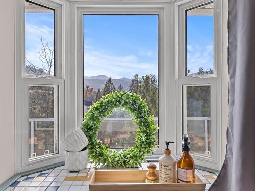 7035 Blackwell Road, Kamloops, BC - Indoor Photo Showing Other Room