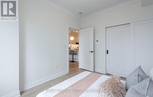 412 - 385 Prince Of Wales Drive, Mississauga, ON - Indoor Photo Showing Bedroom