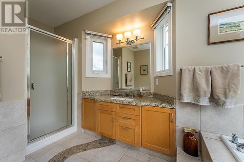 7155 St Bernadette Place, Prince George, BC - Indoor Photo Showing Bathroom