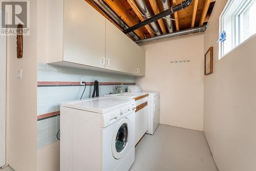 7155 St Bernadette Place, Prince George, BC - Indoor Photo Showing Laundry Room