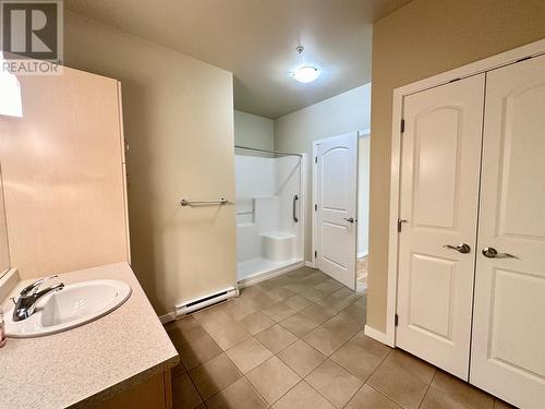 121 1444 20Th Avenue, Prince George, BC - Indoor Photo Showing Bathroom