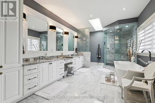 34 Meadowbank Road, Toronto, ON - Indoor Photo Showing Bathroom