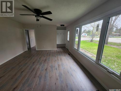 18 Beckton Street, Manor, SK - Indoor Photo Showing Other Room