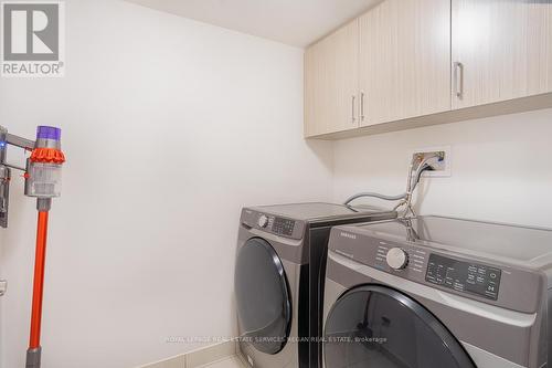 2462 Belt Lane, Oakville, ON - Indoor Photo Showing Laundry Room