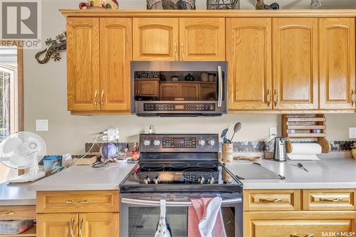201 Dion Avenue, Cut Knife, SK - Indoor Photo Showing Kitchen