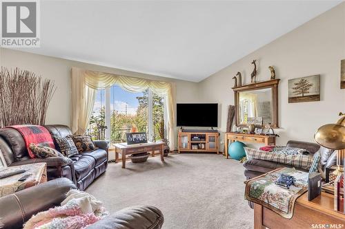 201 Dion Avenue, Cut Knife, SK - Indoor Photo Showing Living Room