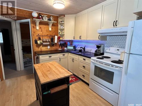 37 Saskatchewan Drive, Candle Lake, SK - Indoor Photo Showing Kitchen