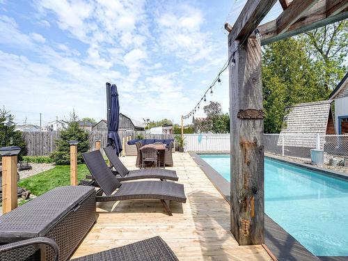 Piscine - 501 Rue Notre-Dame, Lavaltrie, QC - Outdoor