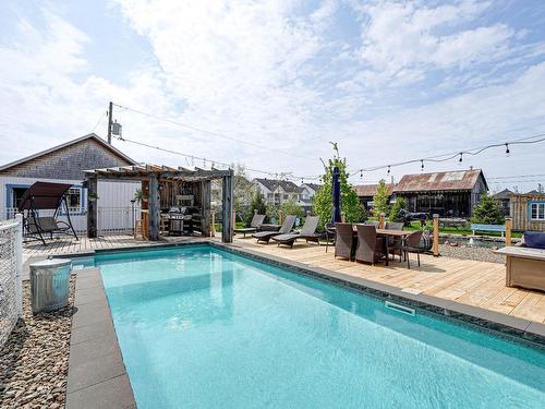 Piscine - 501 Rue Notre-Dame, Lavaltrie, QC - Outdoor With In Ground Pool