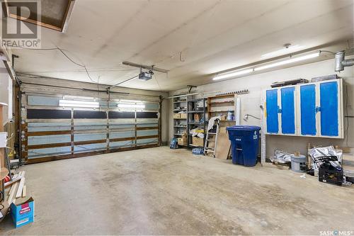 801 V Avenue N, Saskatoon, SK - Indoor Photo Showing Garage