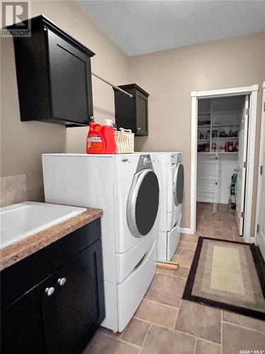 5 201 Ruckle Road, Carlyle, SK - Indoor Photo Showing Laundry Room