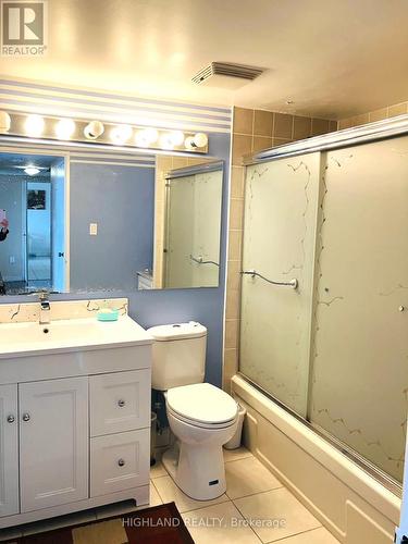 1005 - 1333 Bloor Street, Mississauga, ON - Indoor Photo Showing Bathroom