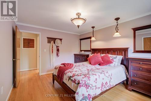 183 Mcmurchy Avenue S, Brampton, ON - Indoor Photo Showing Bedroom