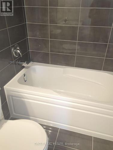 80 Bloomfield Crescent, Cambridge, ON - Indoor Photo Showing Bathroom