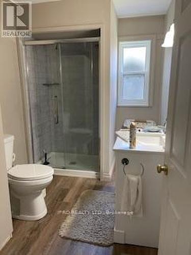 166 Bayview Avenue, Blue Mountains, ON - Indoor Photo Showing Bathroom