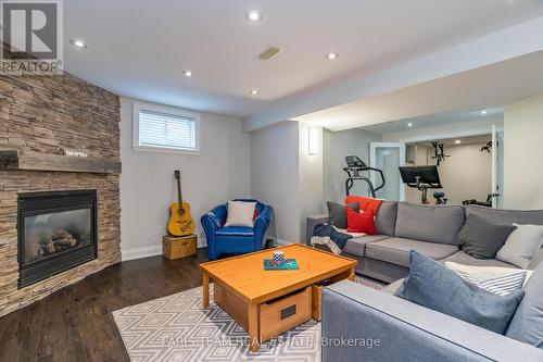 136 Park Drive, Whitchurch-Stouffville, ON - Indoor Photo Showing Living Room With Fireplace