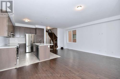 61 Seedling Crescent, Whitchurch-Stouffville, ON - Indoor Photo Showing Kitchen With Stainless Steel Kitchen