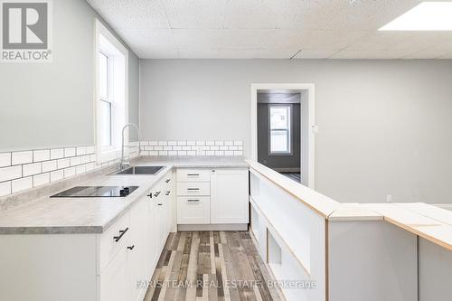 523 Elizabeth Street, Midland, ON - Indoor Photo Showing Kitchen