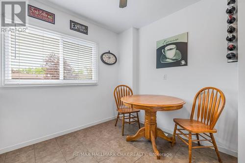52 - 72 Adelaide Street, Barrie, ON - Indoor Photo Showing Dining Room