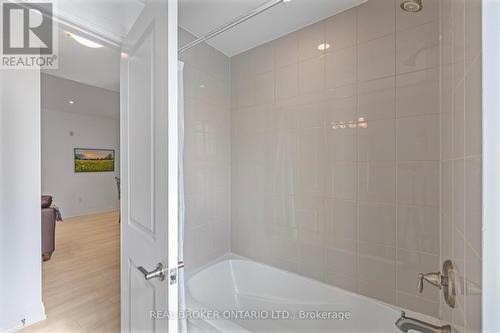 109 - 300 Essa Road, Barrie, ON - Indoor Photo Showing Bathroom