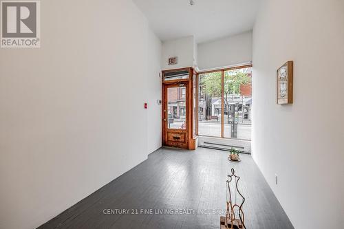 3048 Dundas Street W, Toronto, ON - Indoor Photo Showing Other Room
