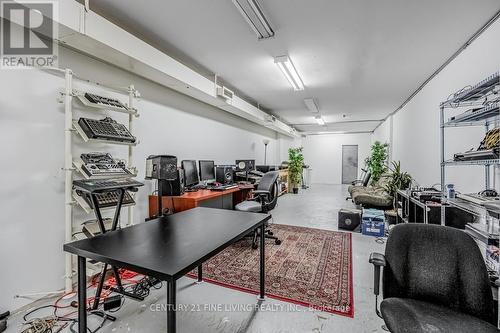 3048 Dundas Street W, Toronto W02, ON - Indoor Photo Showing Office