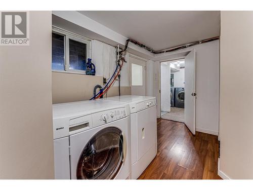 2208 32 Street, Vernon, BC - Indoor Photo Showing Laundry Room