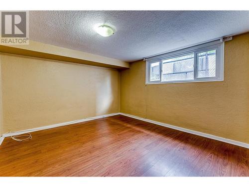 2208 32 Street, Vernon, BC - Indoor Photo Showing Other Room