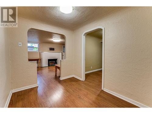 2208 32 Street, Vernon, BC - Indoor Photo Showing Other Room