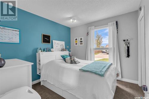 362 37 Street, Battleford, SK - Indoor Photo Showing Bedroom